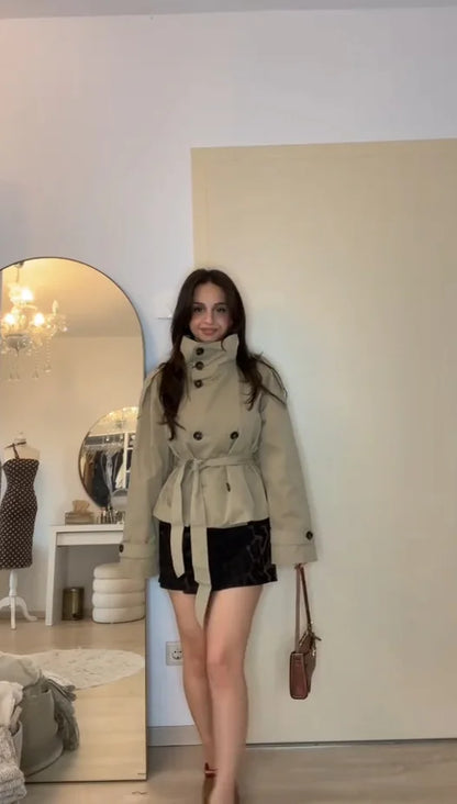 Adèle – Veste "Trench Caramel"
