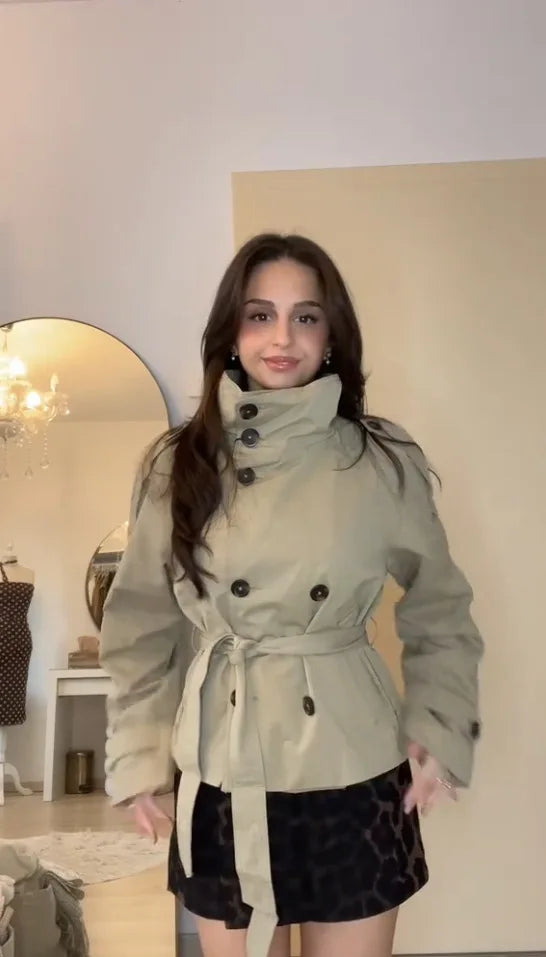 Adèle – Veste "Trench Caramel"